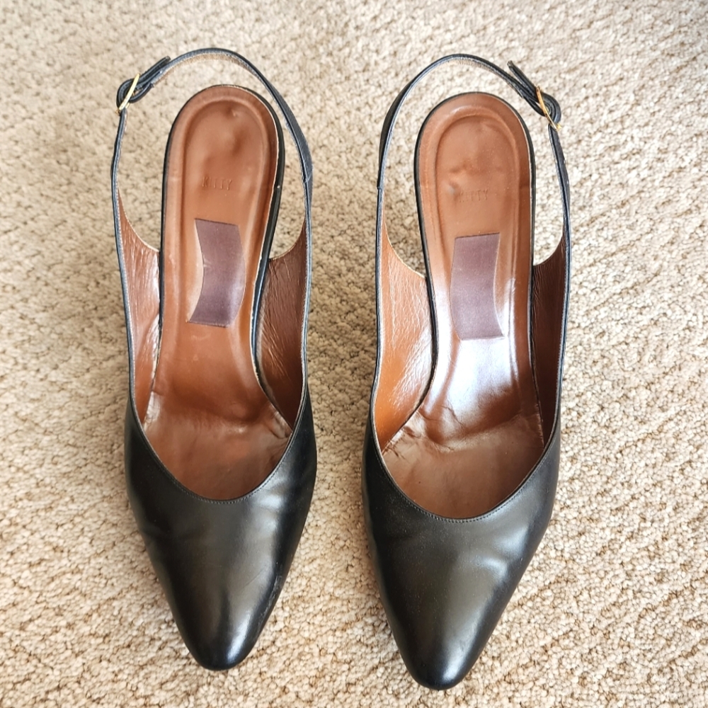 Elegant Amalfi Leather Black Slingback Heels Womens Size 10, Gold Buckle